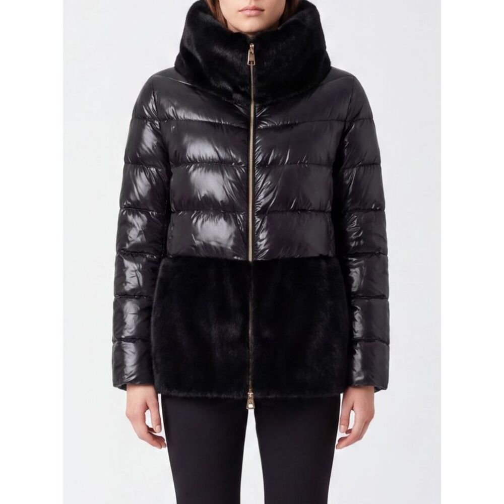 Herno Women Herno Short Ultralight Nylon Down Jacket With Faux Fur Details